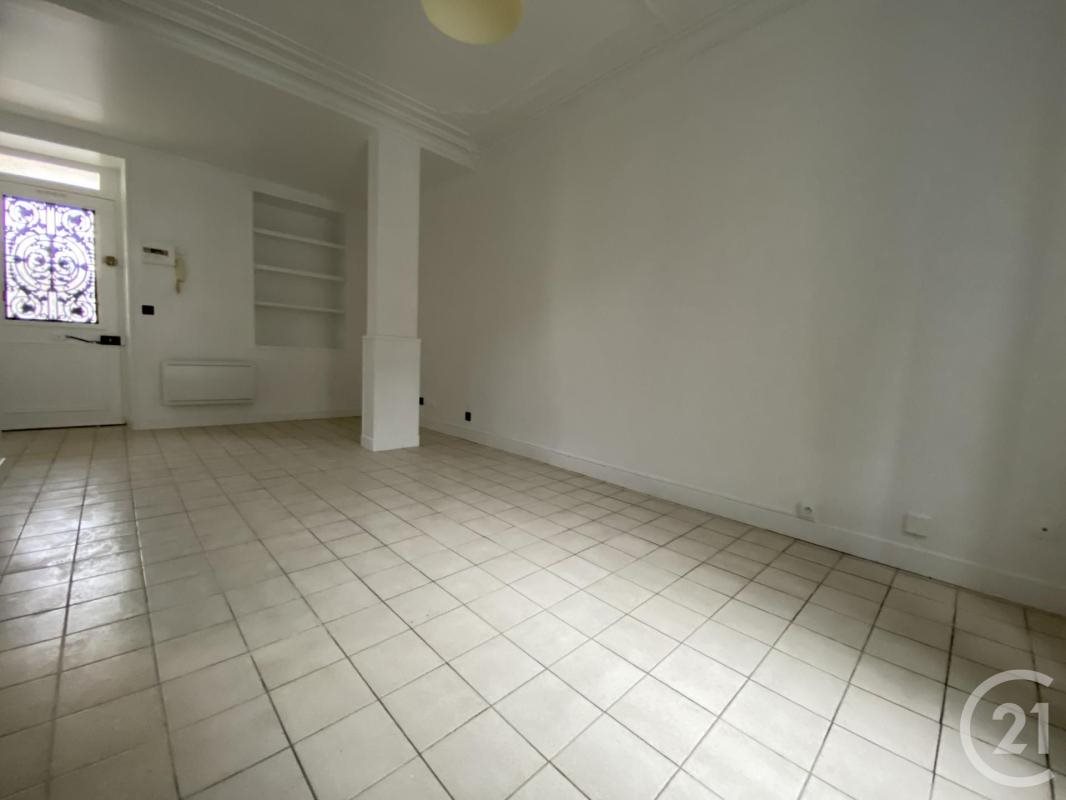 Appartement à louer, 26m², Pont-Sainte-Maxence