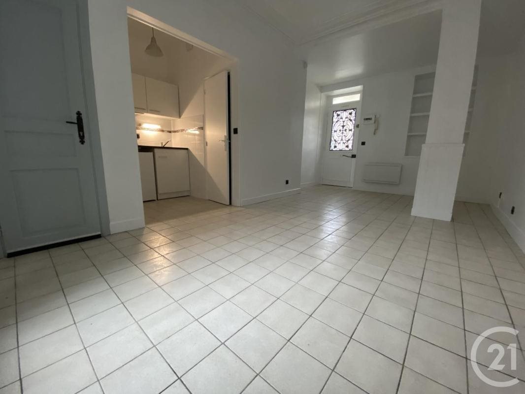 Appartement à louer, 26m², Pont-Sainte-Maxence