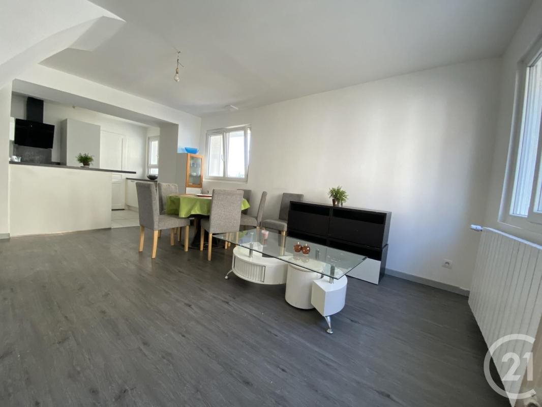 Maison à louer, 66m², Pont-Sainte-Maxence