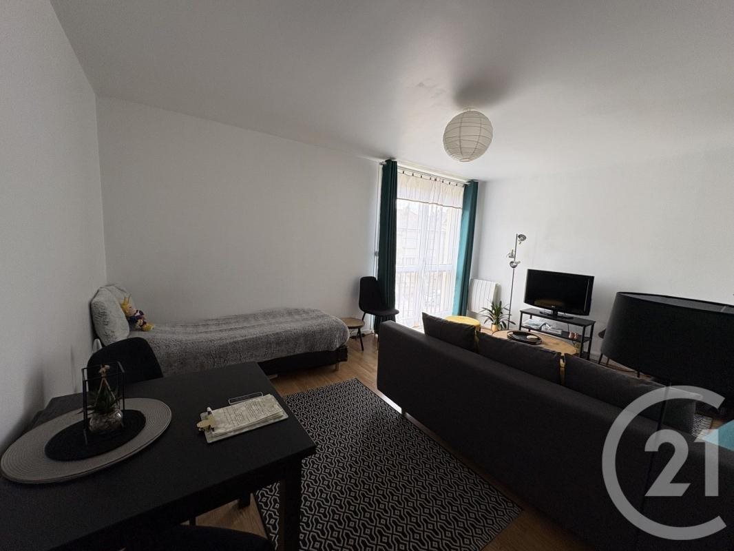 Appartement à louer, 30m², Pont-Sainte-Maxence