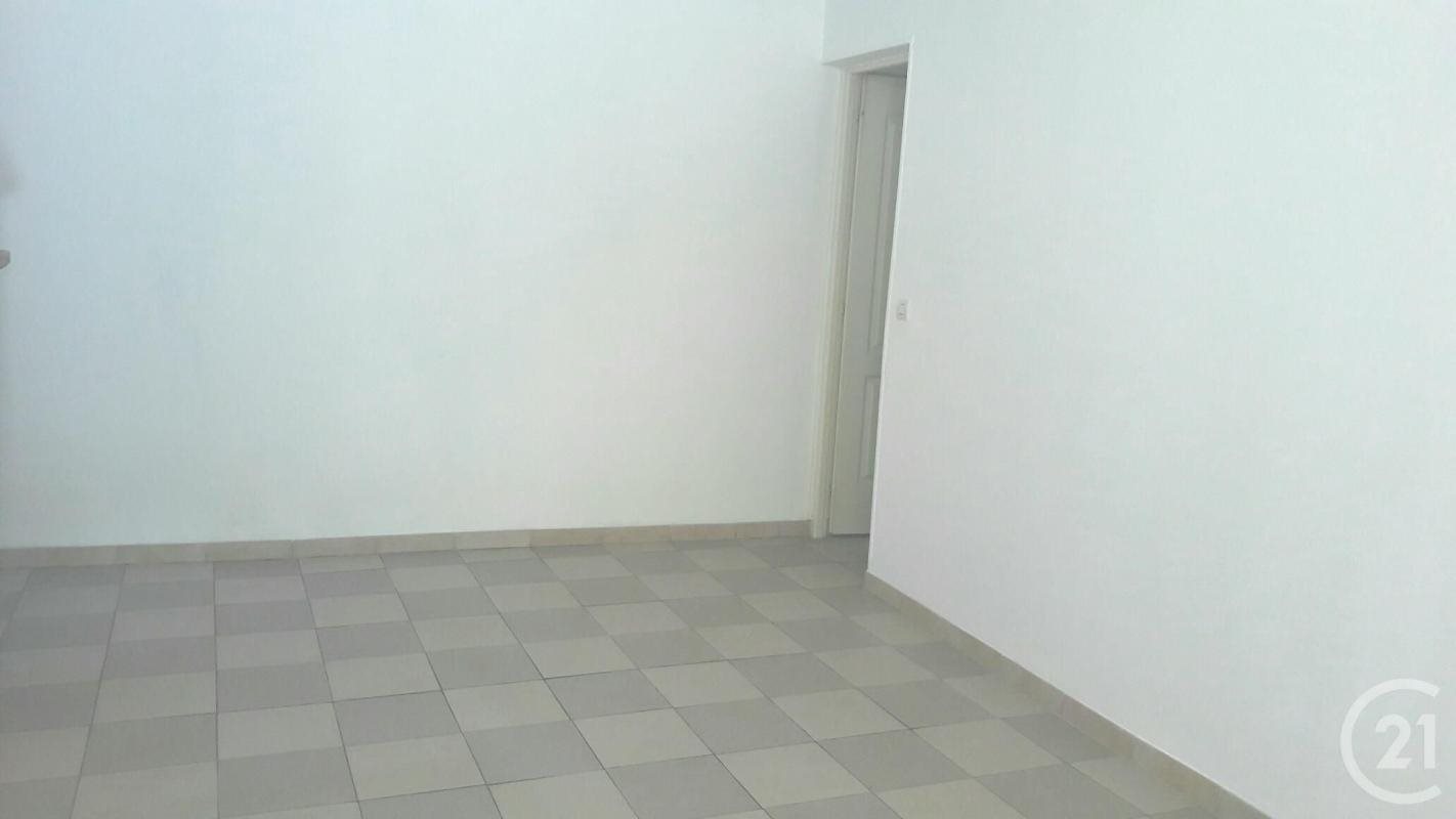 Appartement à louer, 45m², Pont-Sainte-Maxence