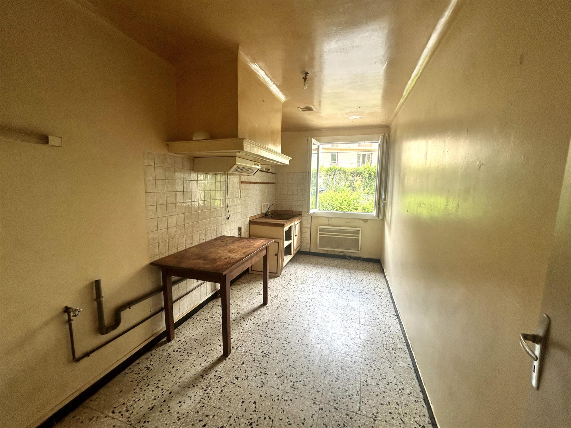 Appartement à vendre, 68m², Prats-de-Mollo-la-Preste
