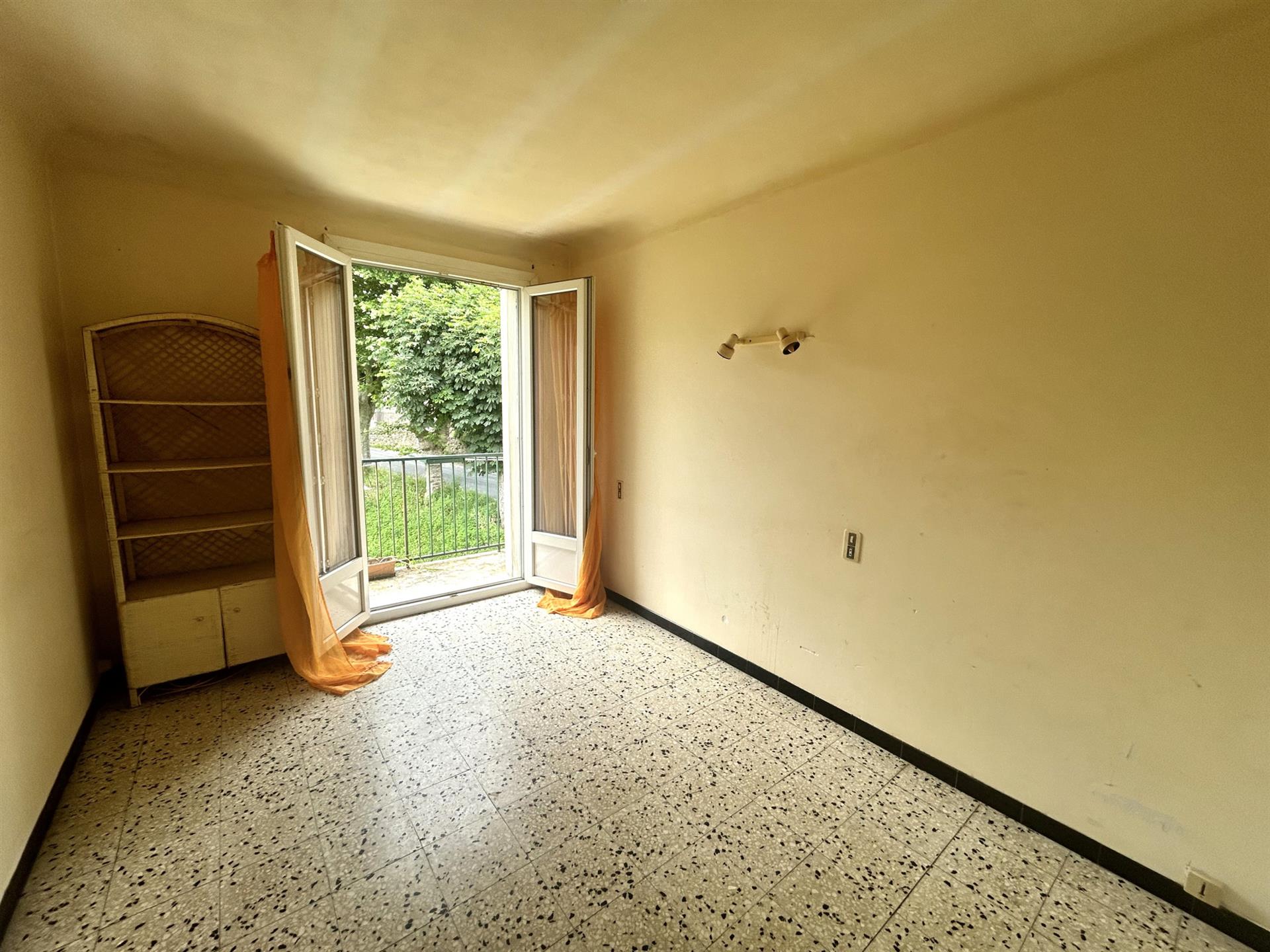 Appartement à vendre, 68m², Prats-de-Mollo-la-Preste