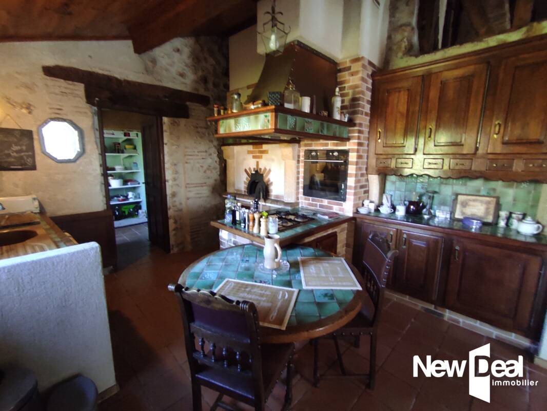Maison à vendre, 200m², Pinel-Hauterive