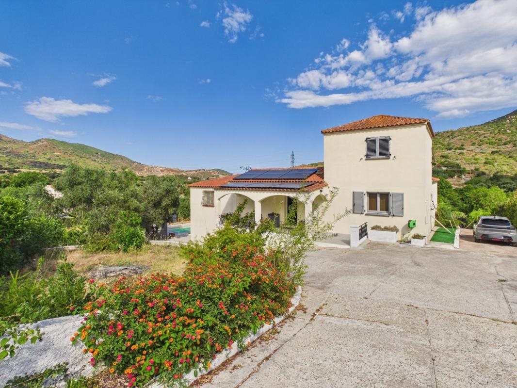 Maison à vendre, 253m², Alata