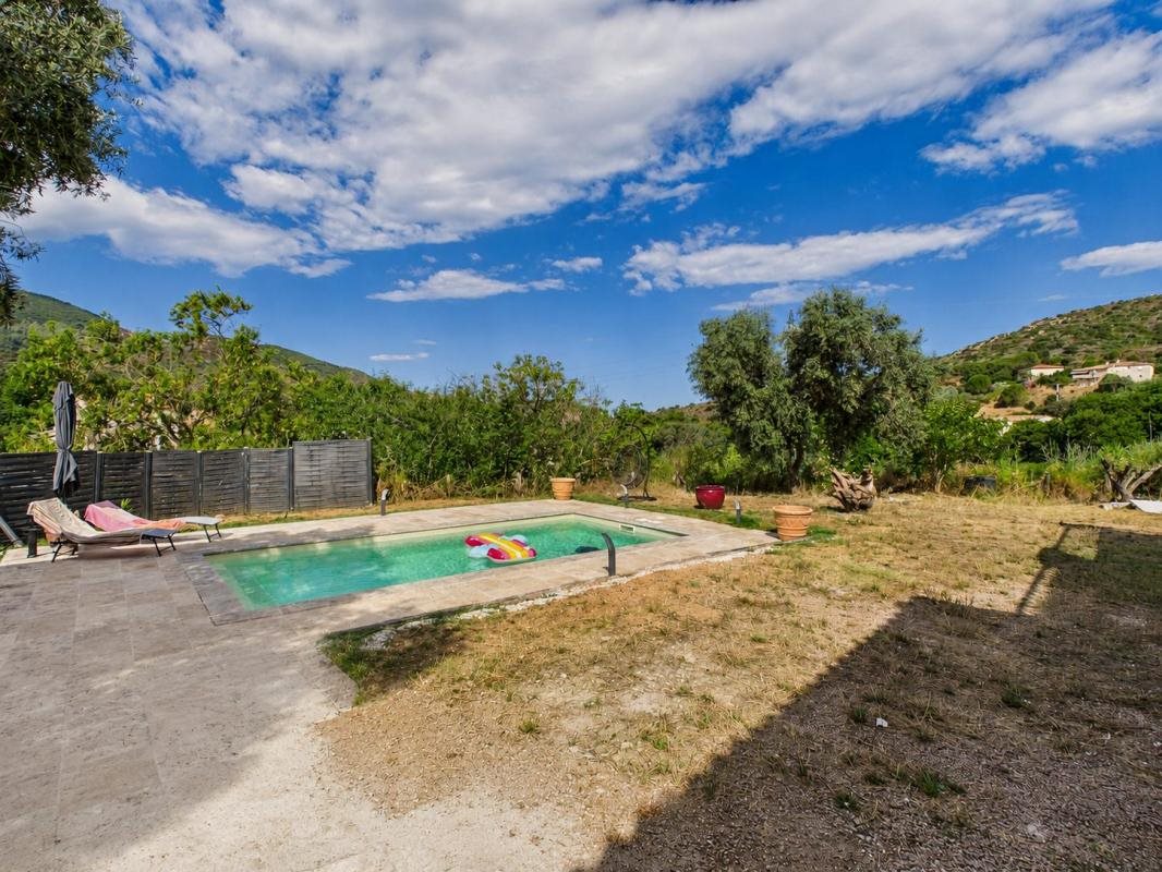 Maison à vendre, 253m², Alata