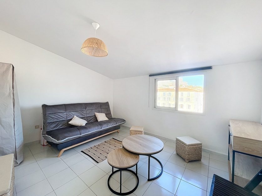 Appartement à louer, 25m², Ajaccio