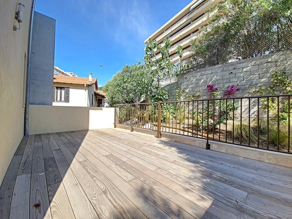 Appartement à louer, 45m², Ajaccio