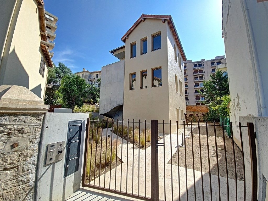 Appartement à louer, 45m², Ajaccio