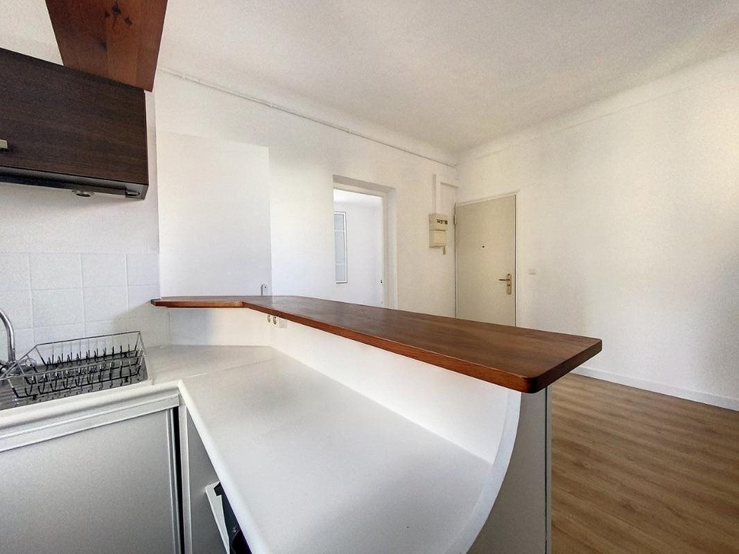 Appartement à louer, 48m², Ajaccio