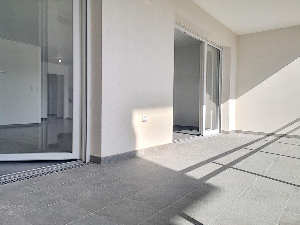 Appartement à louer, 87m², Ajaccio