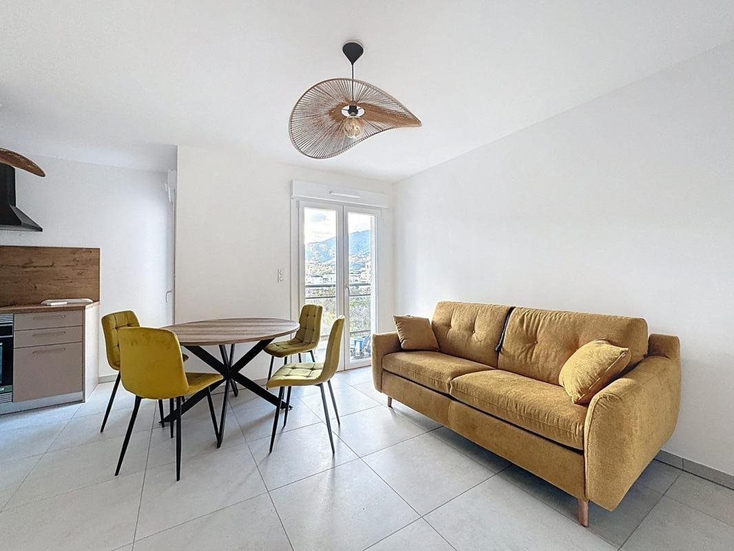Appartement à louer, 29m², Ajaccio