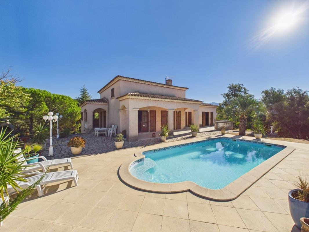 Maison à vendre, 150m², Afa