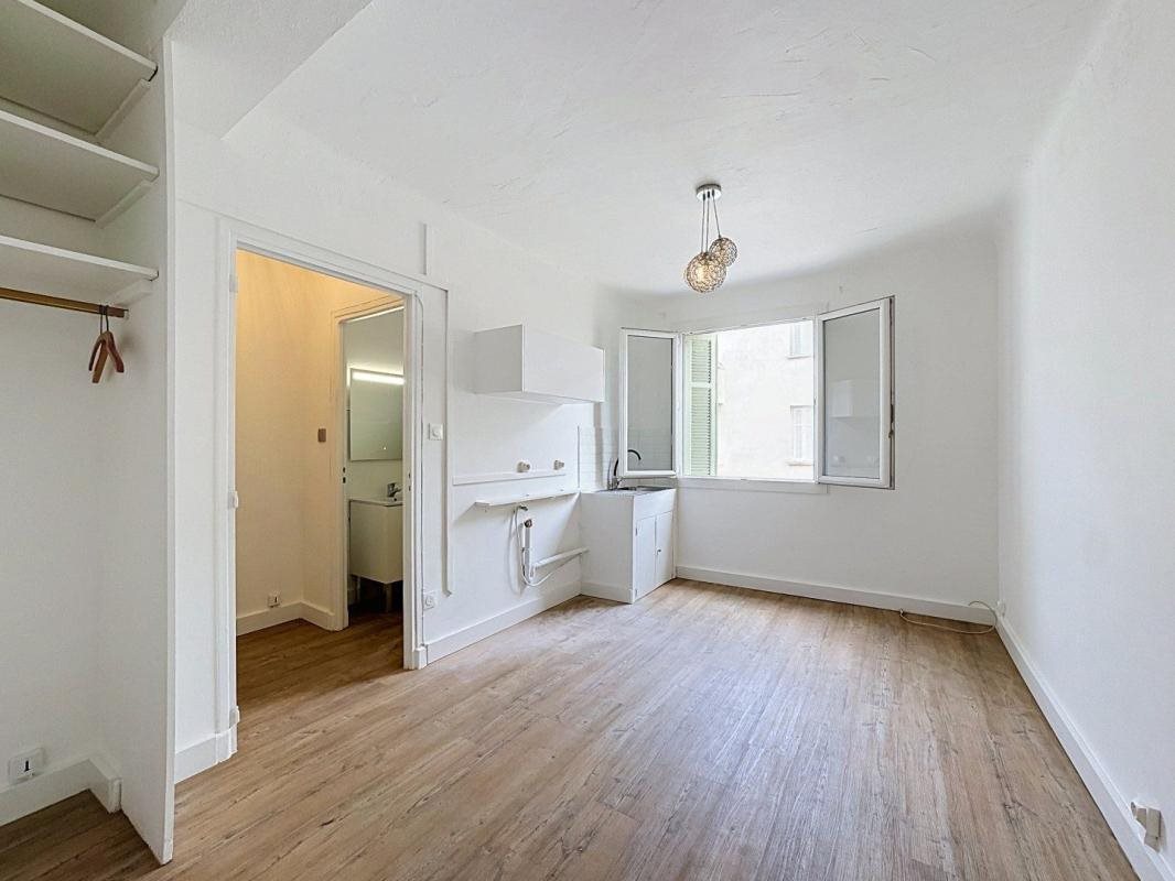 Appartement à louer, 17m², Ajaccio