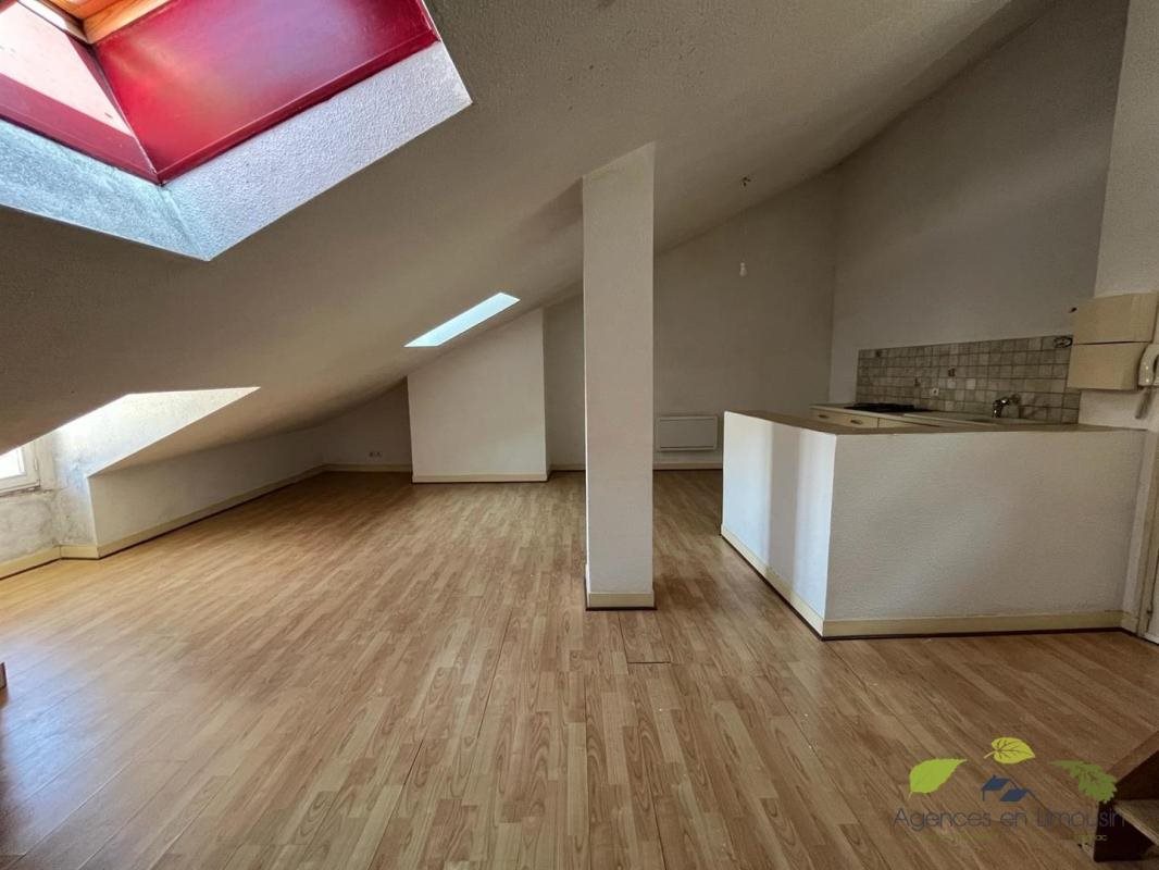 Maison à vendre, 35m², Saint-Léonard-de-Noblat