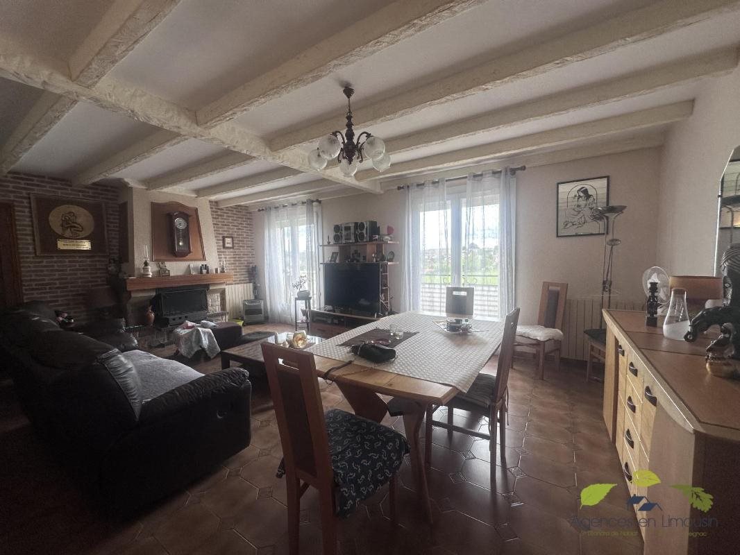Maison à vendre, 114m², Saint-Léonard-de-Noblat