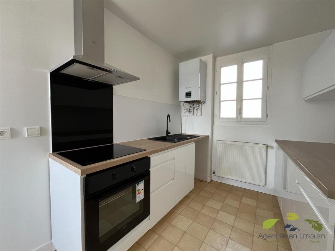 Appartement à louer, 55m², Saint-Léonard-de-Noblat