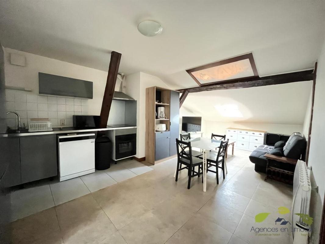 Appartement à louer, 45m², Saint-Léonard-de-Noblat