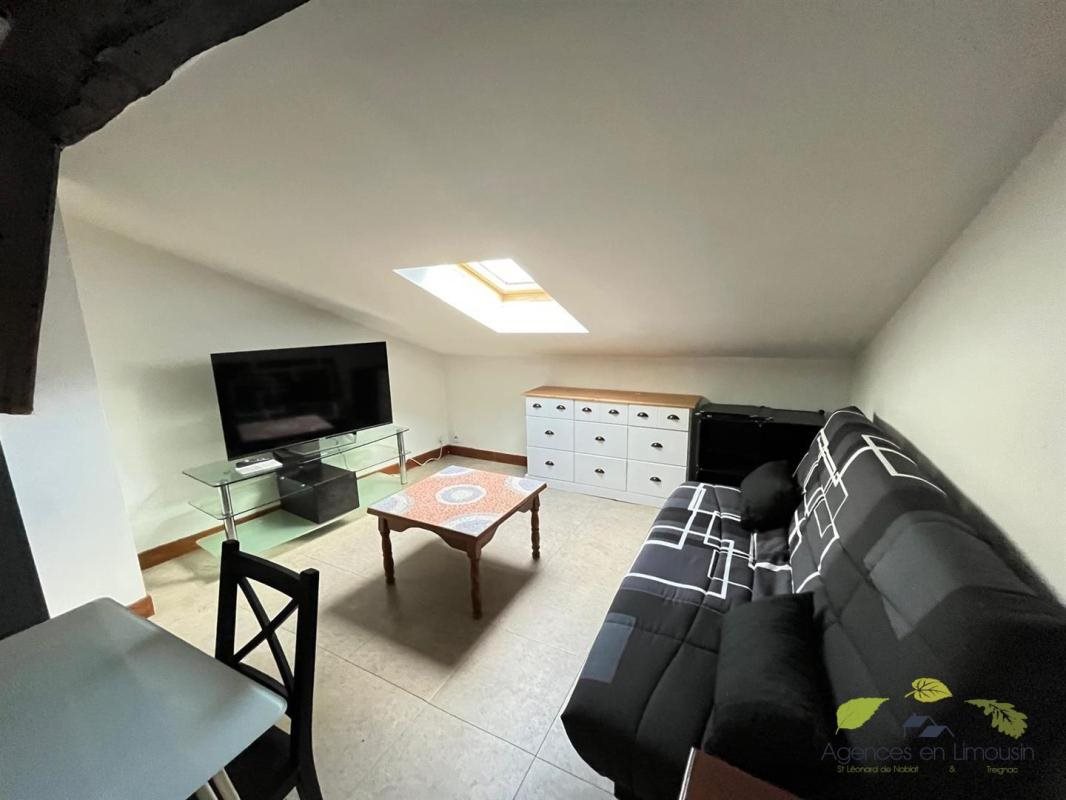 Appartement à louer, 45m², Saint-Léonard-de-Noblat
