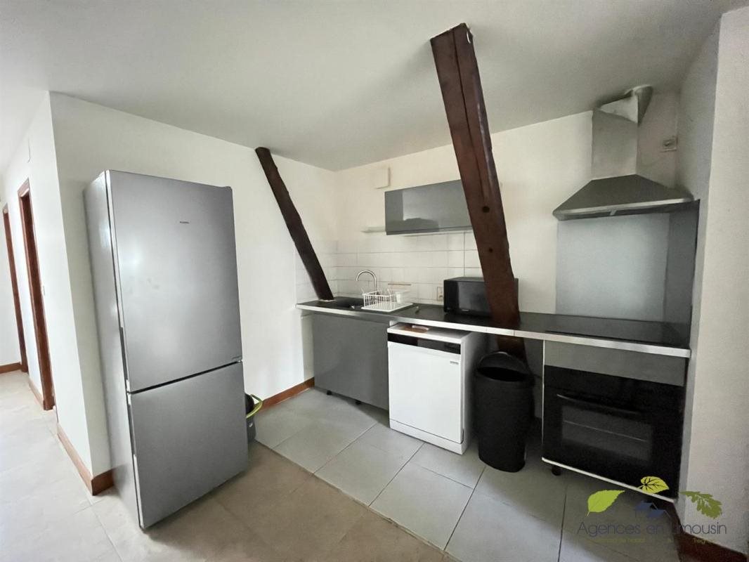 Appartement à louer, 45m², Saint-Léonard-de-Noblat