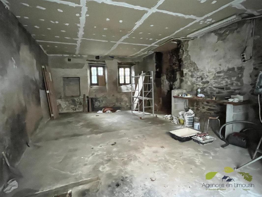 Maison à vendre, 61m², Saint-Léonard-de-Noblat