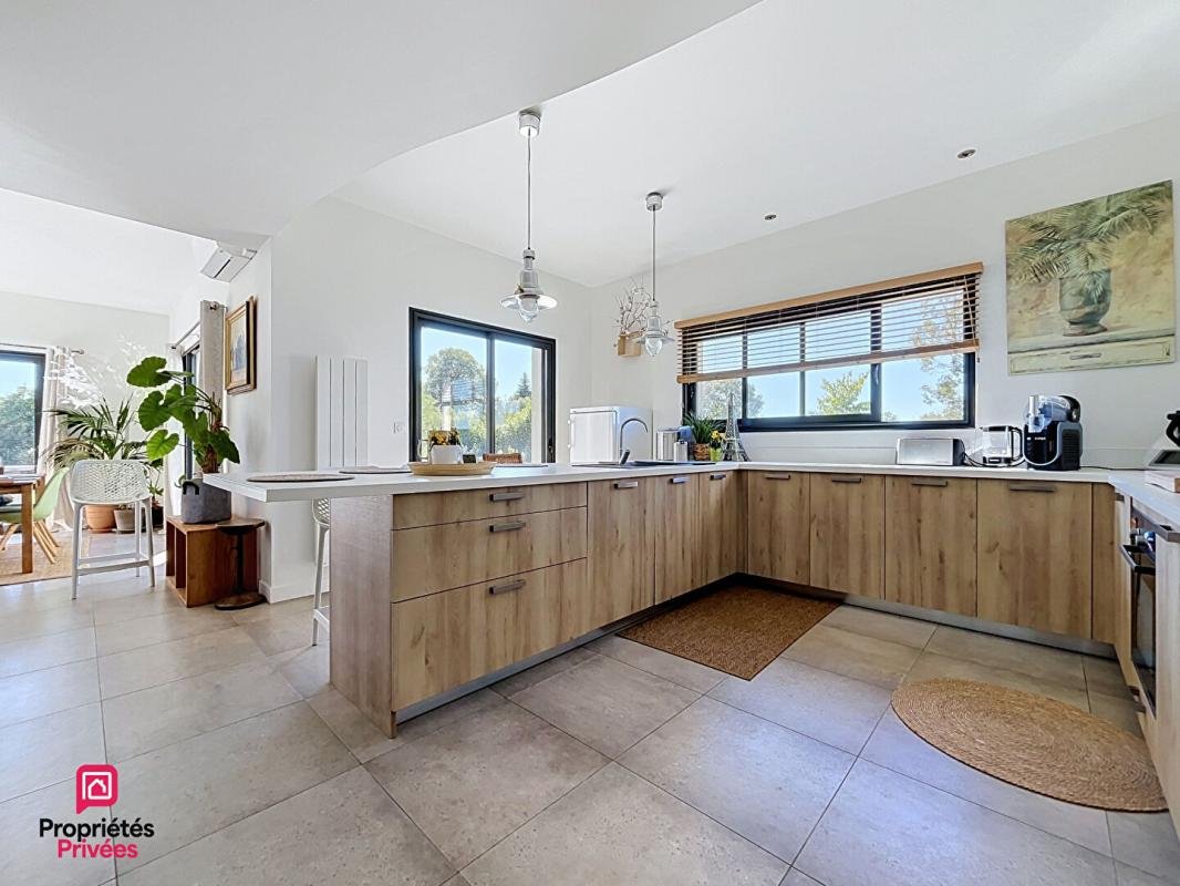 Maison à vendre, 170m², Saint-Sulpice-la-Pointe