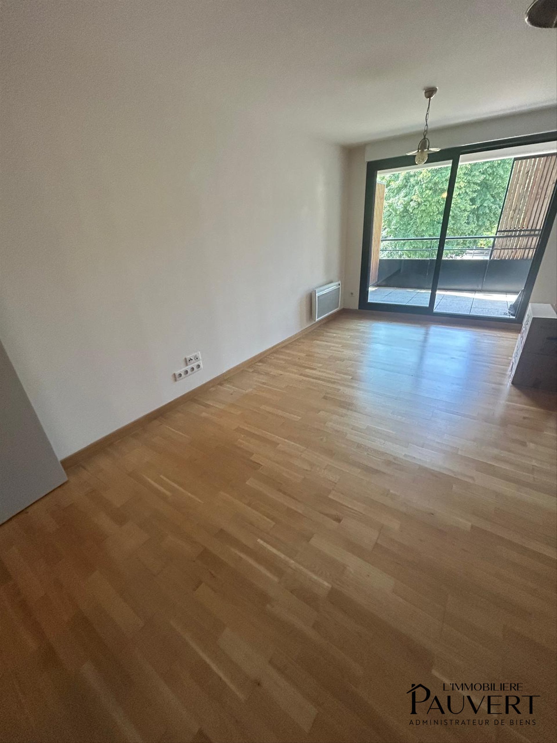 Appartement à louer, 82m², Foix