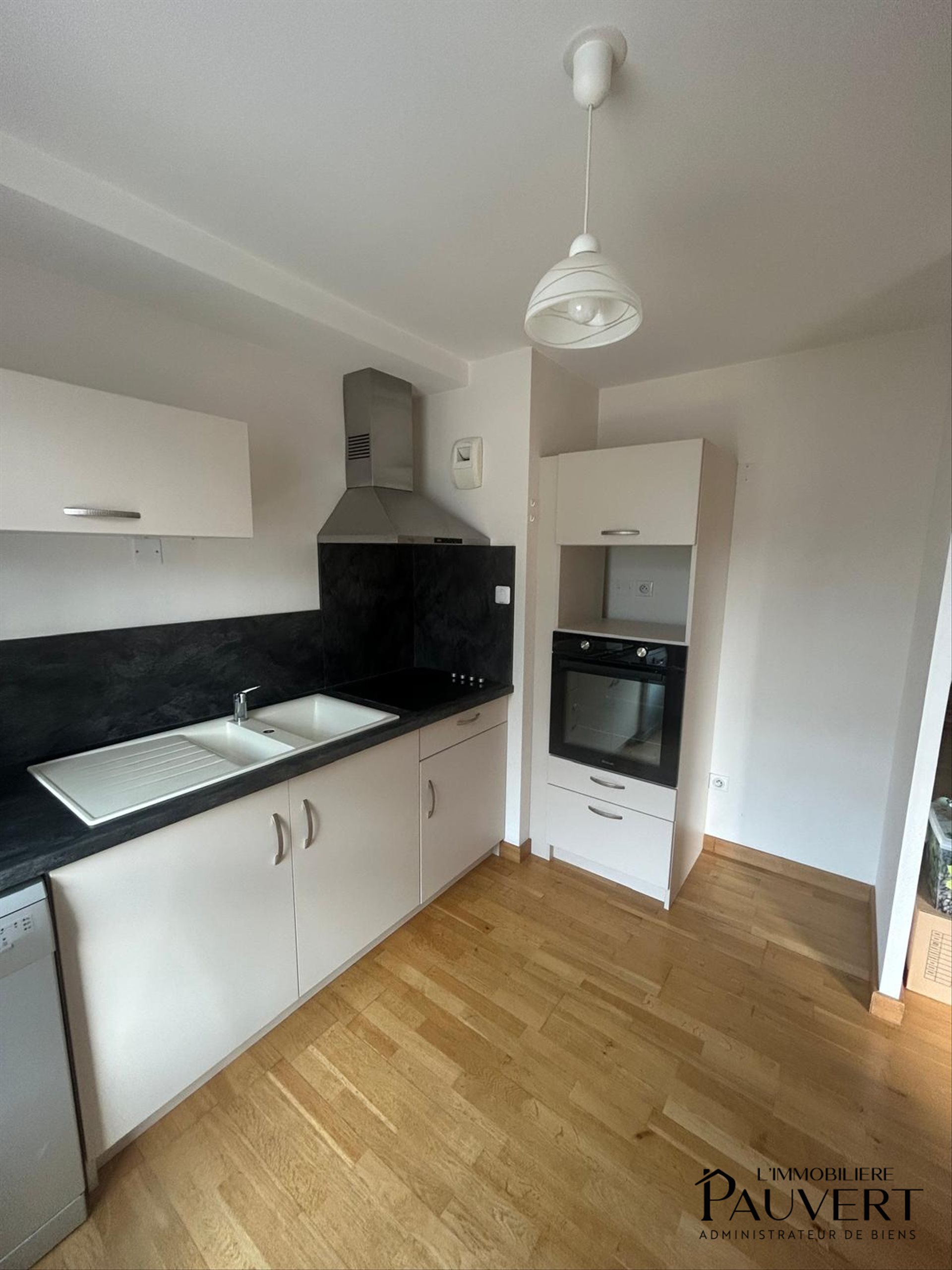 Appartement à louer, 82m², Foix