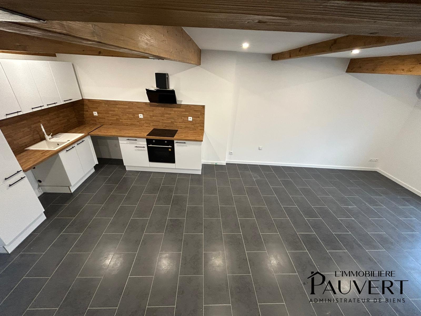 Maison à louer, 120m², Bonnac