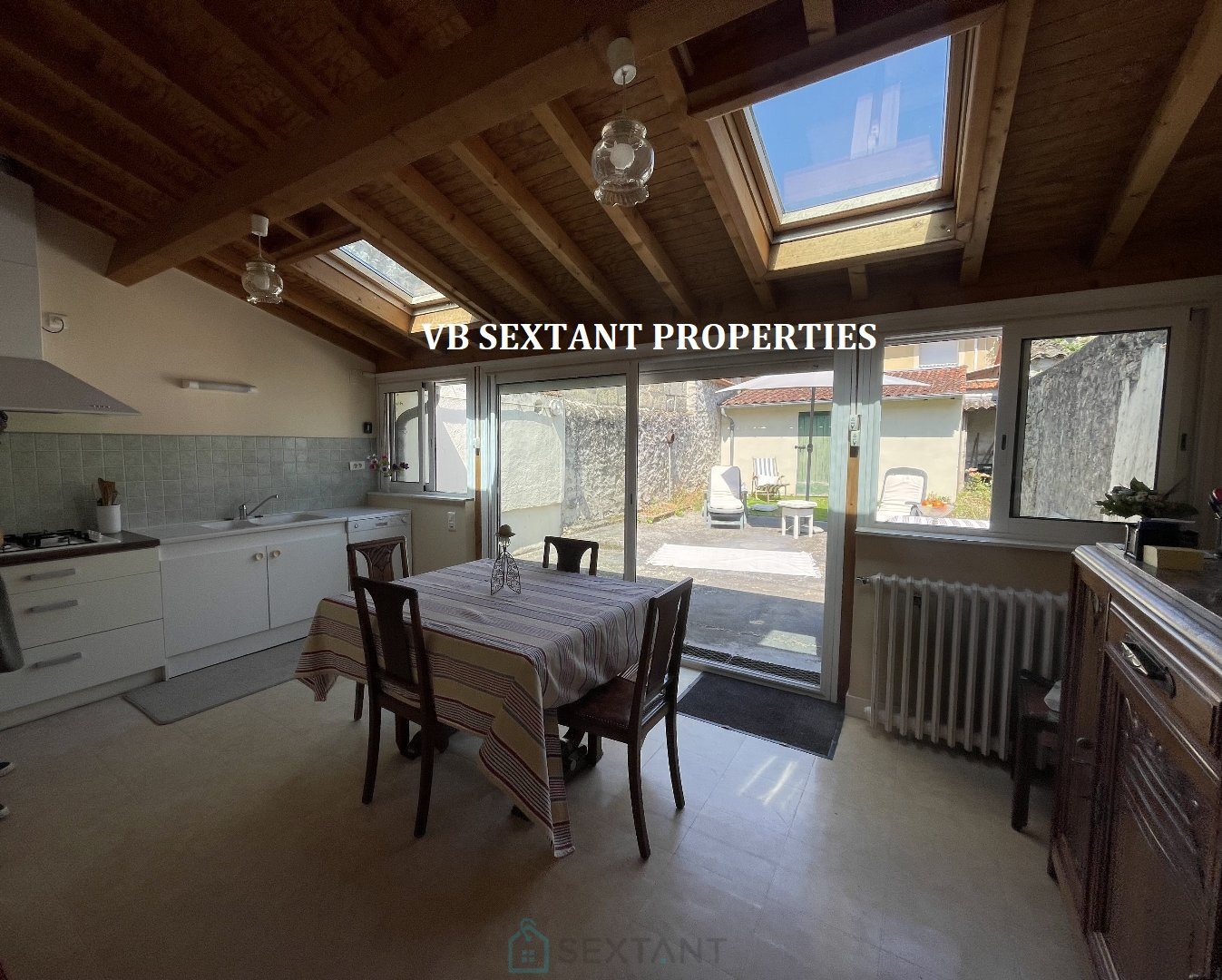 Maison à vendre, 129m², Sauveterre-de-Guyenne