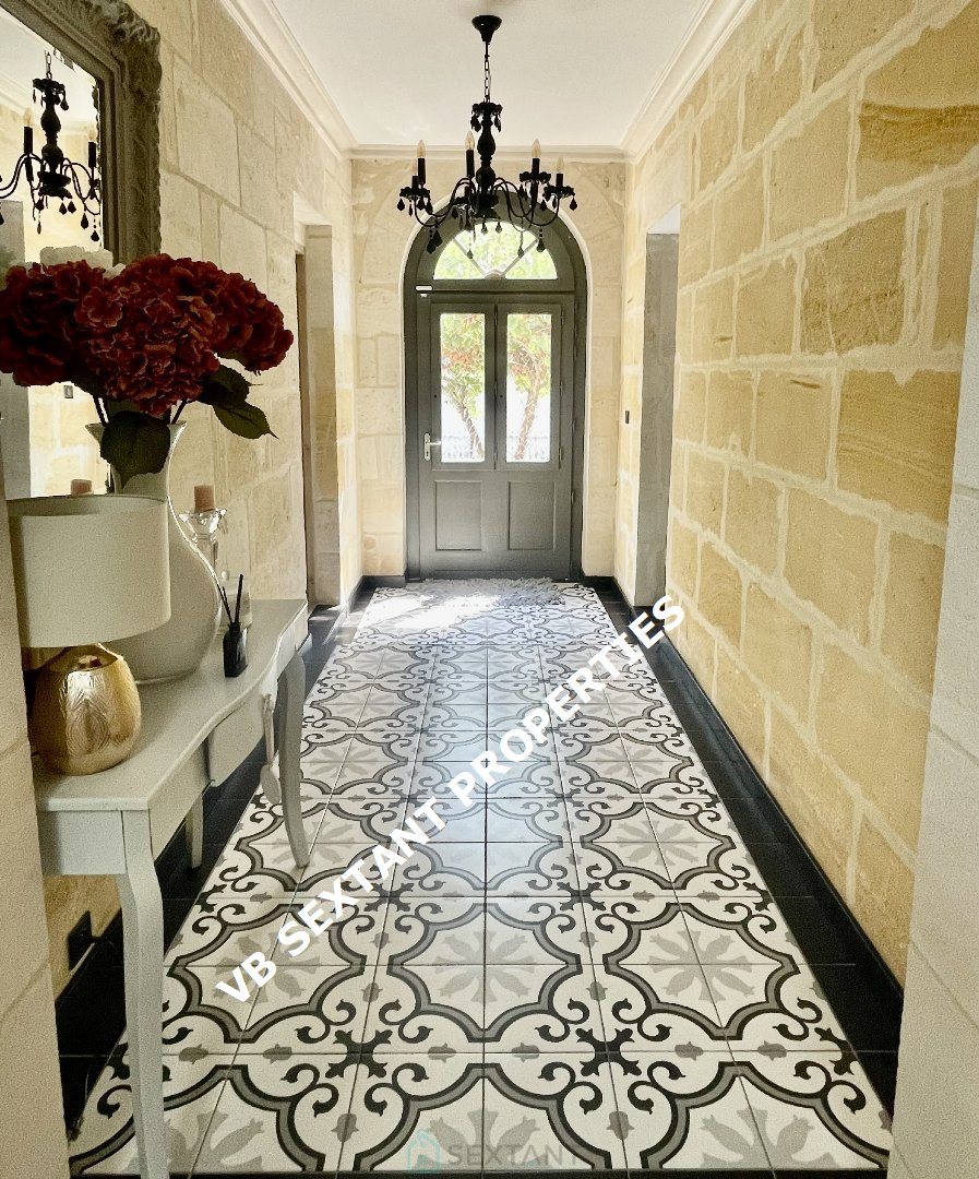 Maison à vendre, 213m², Saint-Caprais-de-Bordeaux