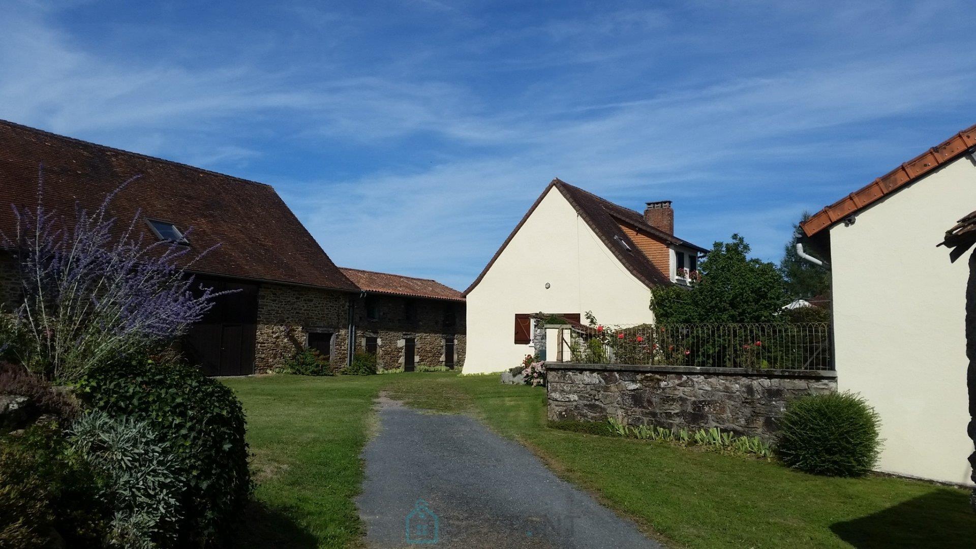 Maison à vendre, 98m², Mialet