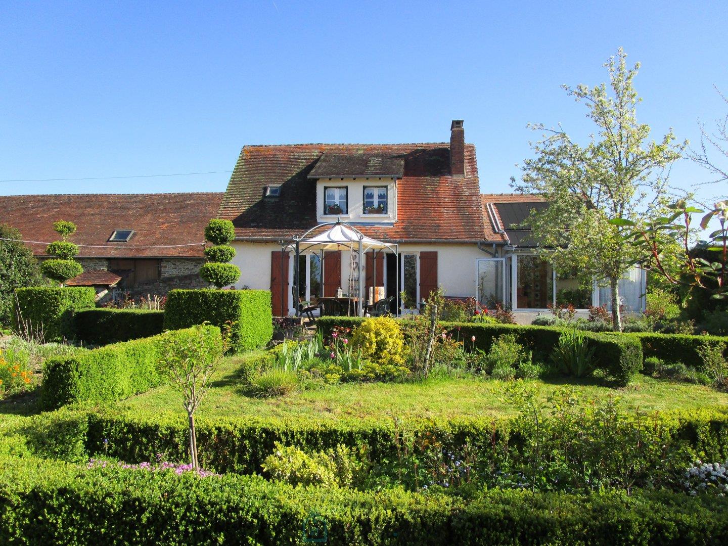 Maison à vendre, 98m², Mialet