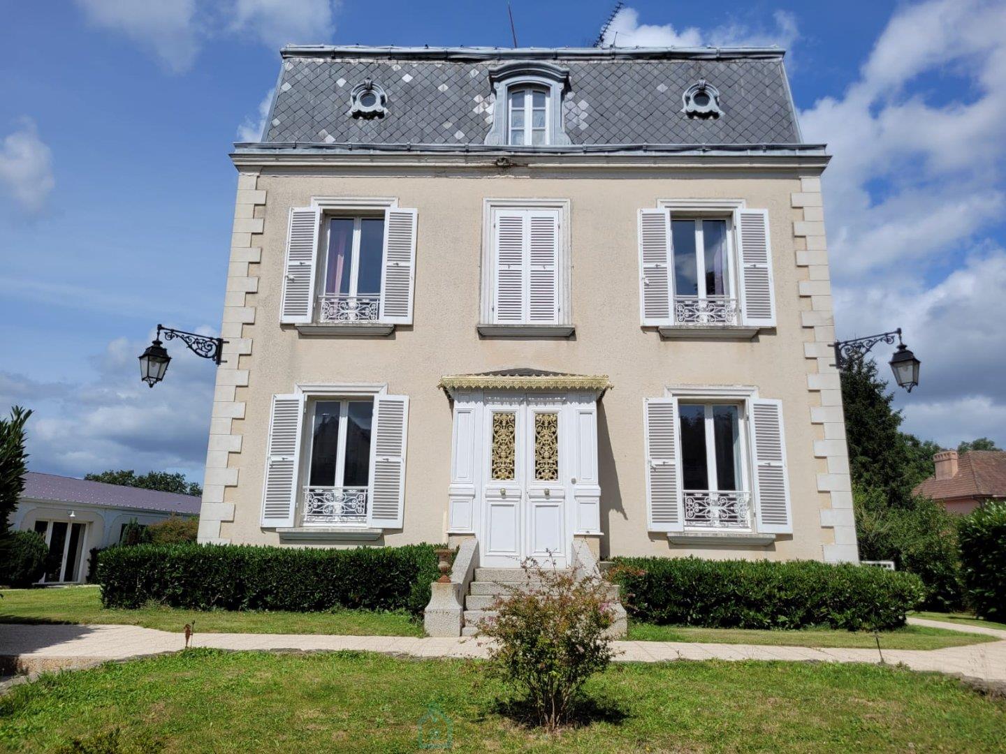 Maison à vendre, 320m², Alençon