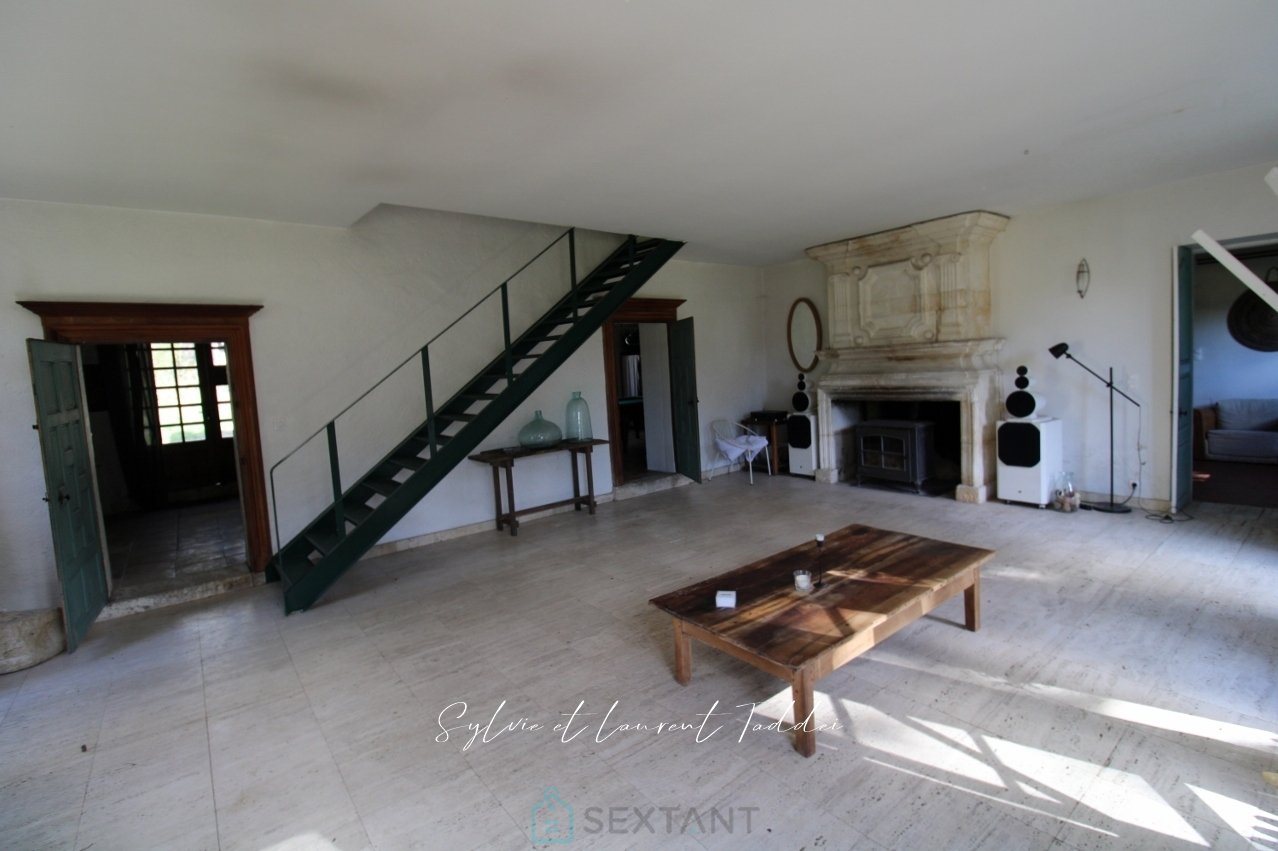 Maison à vendre, 360m², Montendre