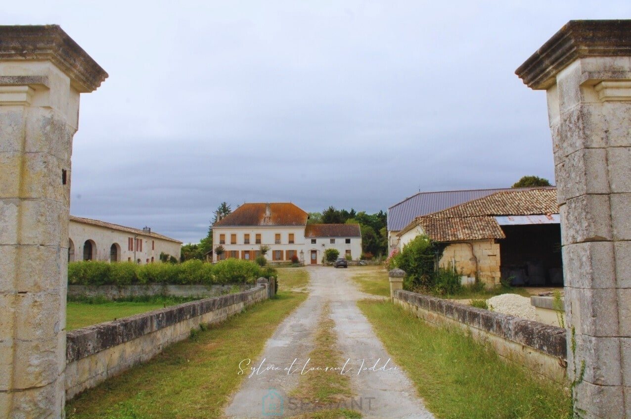 Maison à vendre, 653m², Jonzac