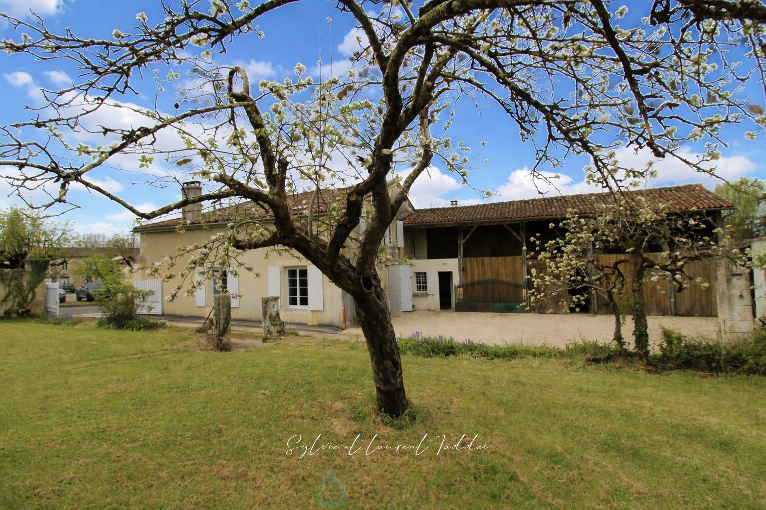 Maison à vendre, 180m², Barbezieux-Saint-Hilaire