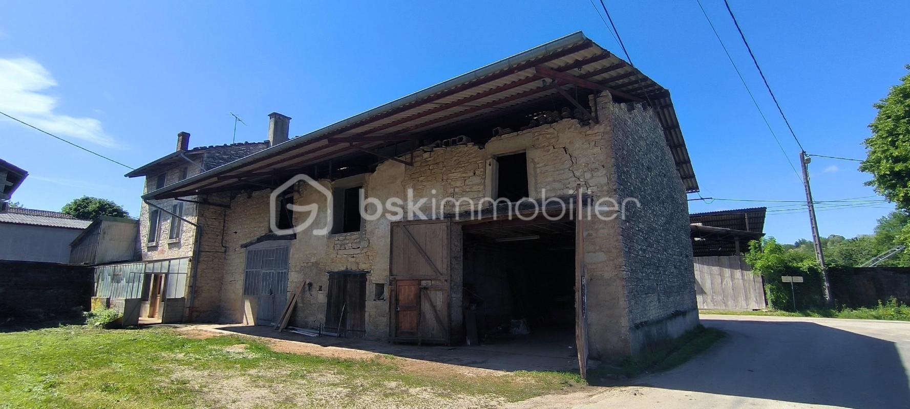 Maison à vendre, 180m², Neuville-sur-Ain