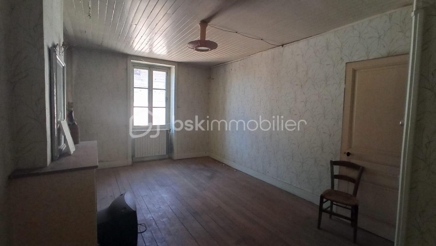 Maison à vendre, 180m², Neuville-sur-Ain