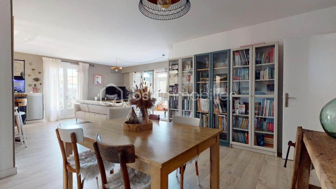 Maison à vendre, 100m², Nieul-lès-Saintes