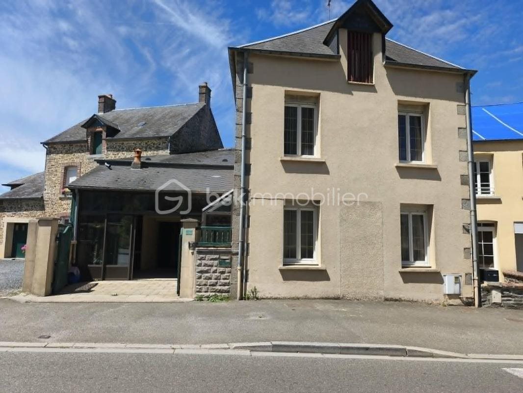 Maison à vendre, 141m², Saint-Cyr-en-Pail