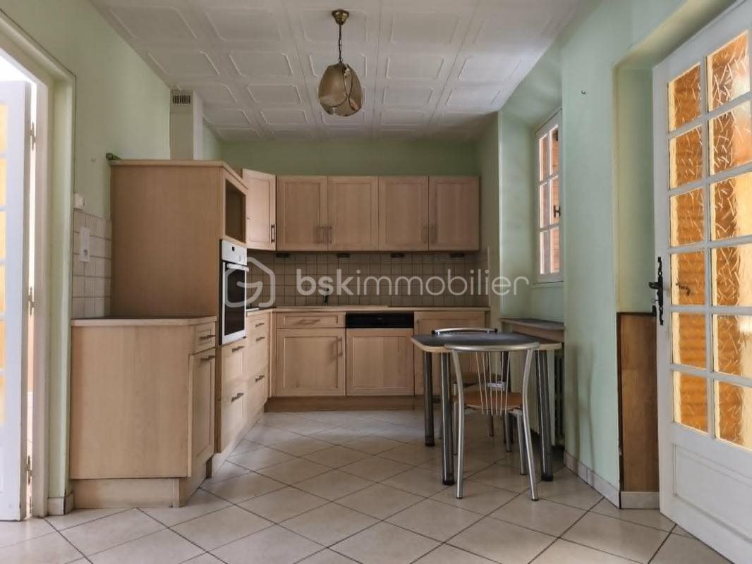 Maison à vendre, 141m², Saint-Cyr-en-Pail