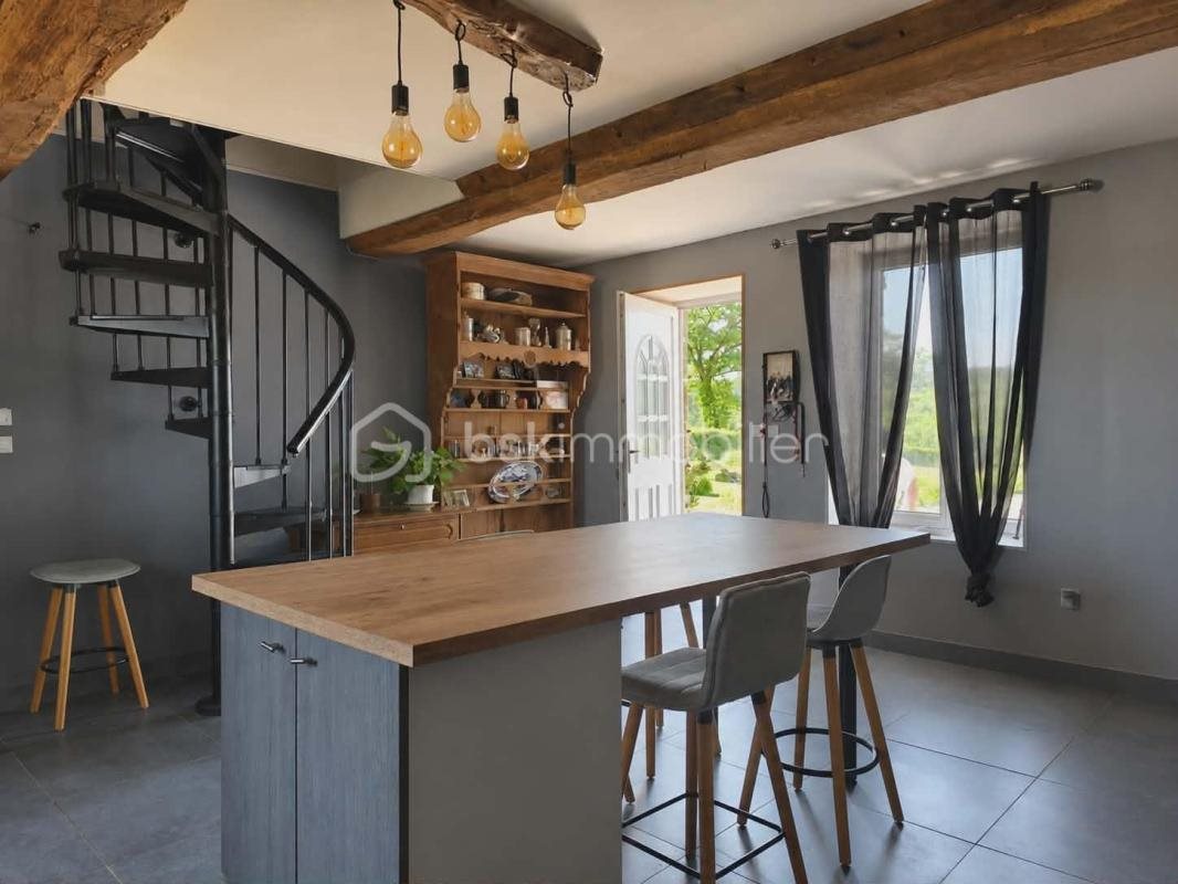 Maison à vendre, 206m², Saint-Patrice-du-Désert