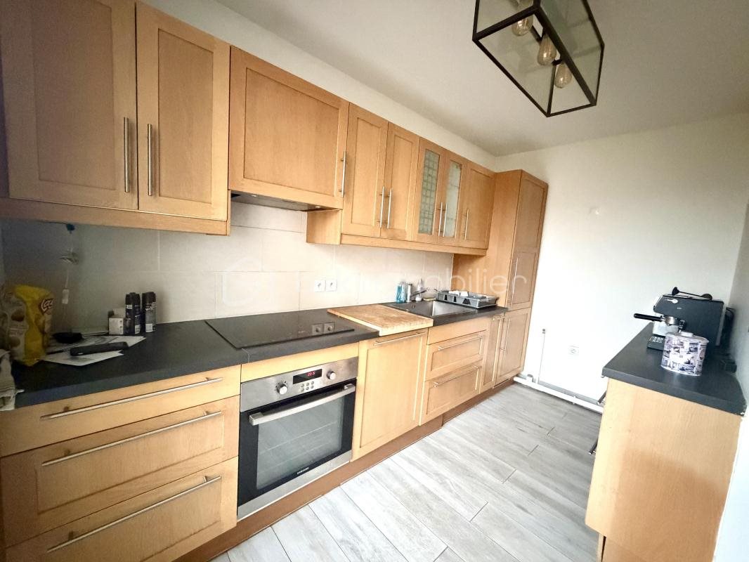 Appartement à vendre, 77m², Savigny-le-Temple