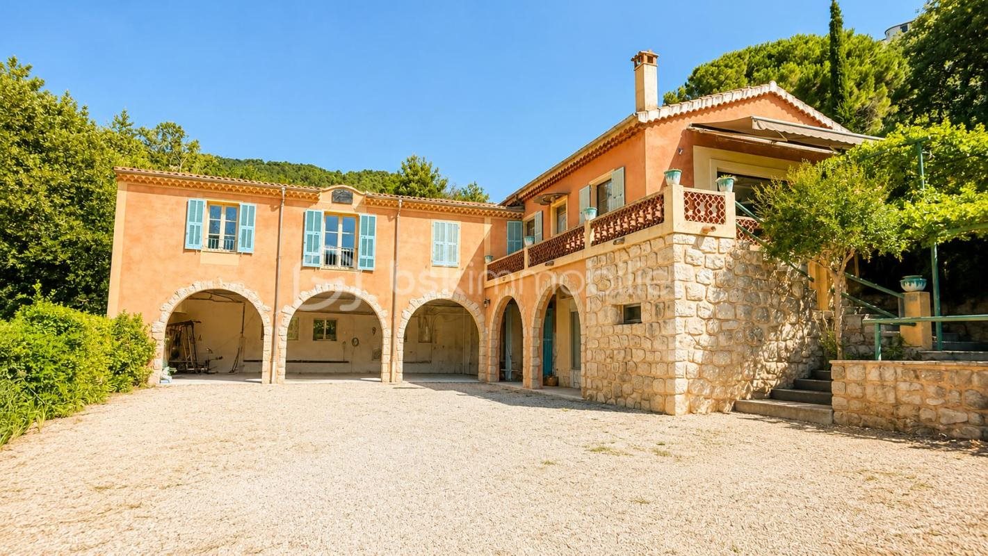 Maison à louer, 202m², Vence