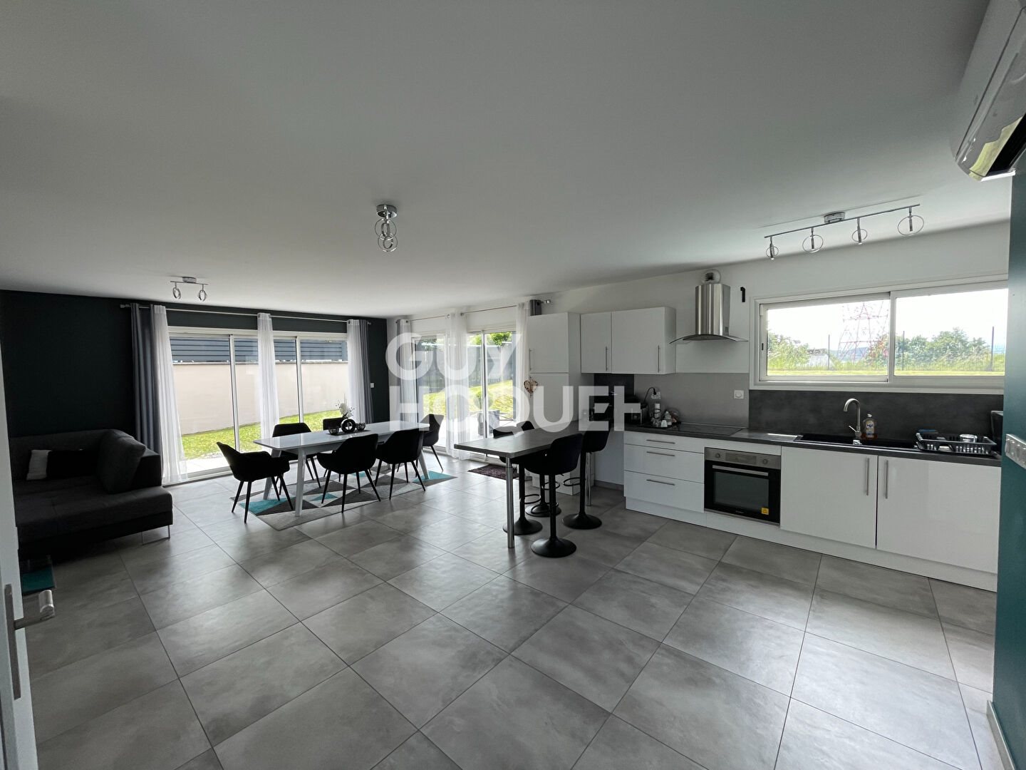 Maison à vendre, 117m², Saint-Laurent-de-Mure