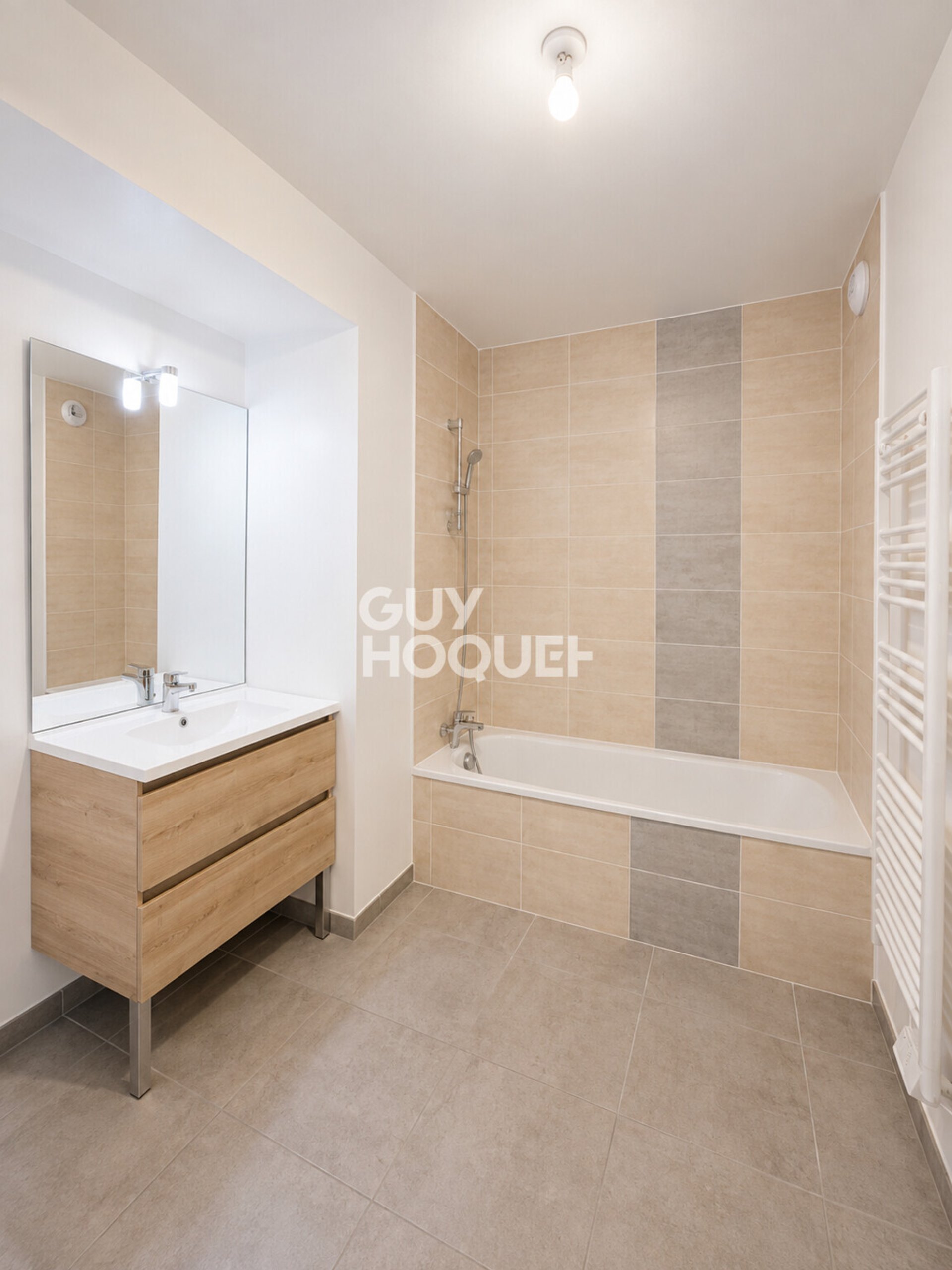 Appartement à louer, 46m², Chambéry