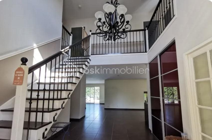 Maison à vendre, 235m², La Verpillière