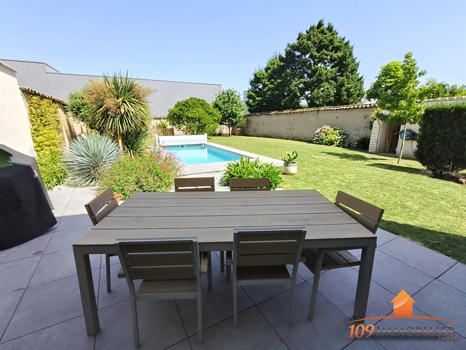 Maison à vendre, 165m², Arnas