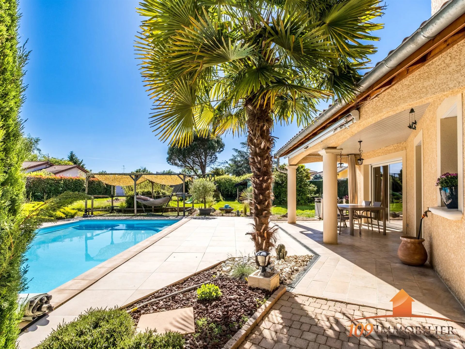 Maison à vendre, 196m², Saint-Georges-de-Reneins